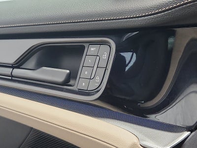 2025 Porsche Panamera 4