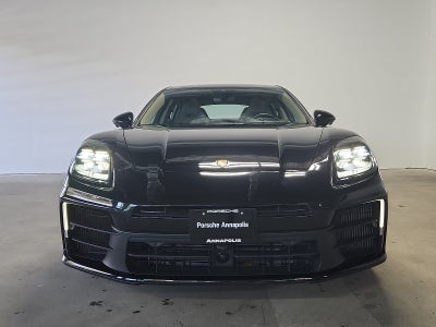 2025 Porsche Panamera 4