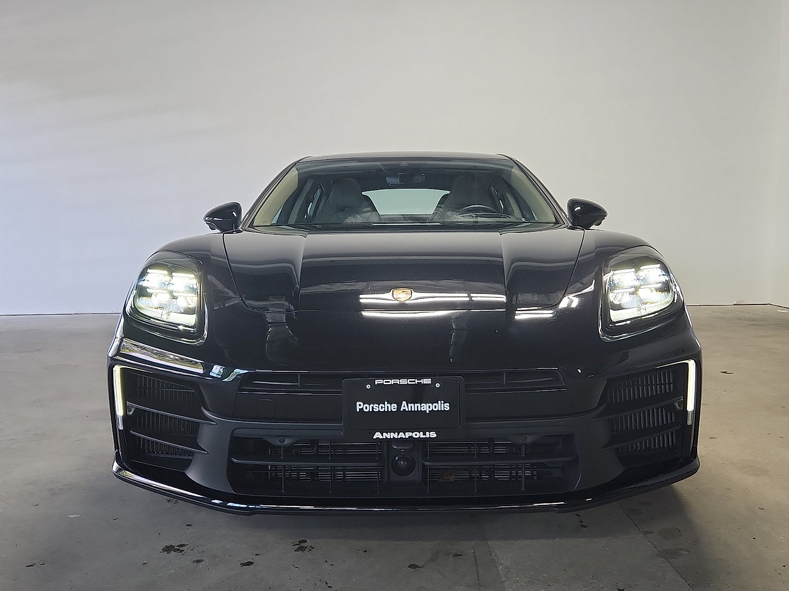 2025 Porsche Panamera 4