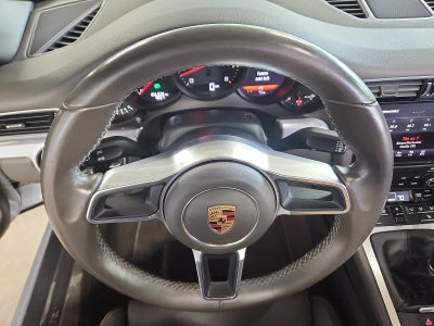 2017 Porsche 911 Carrera