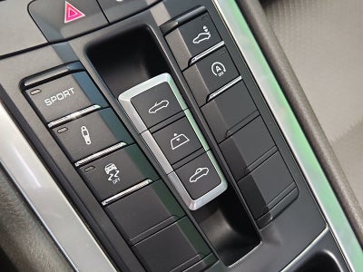 2017 Porsche 911 Carrera