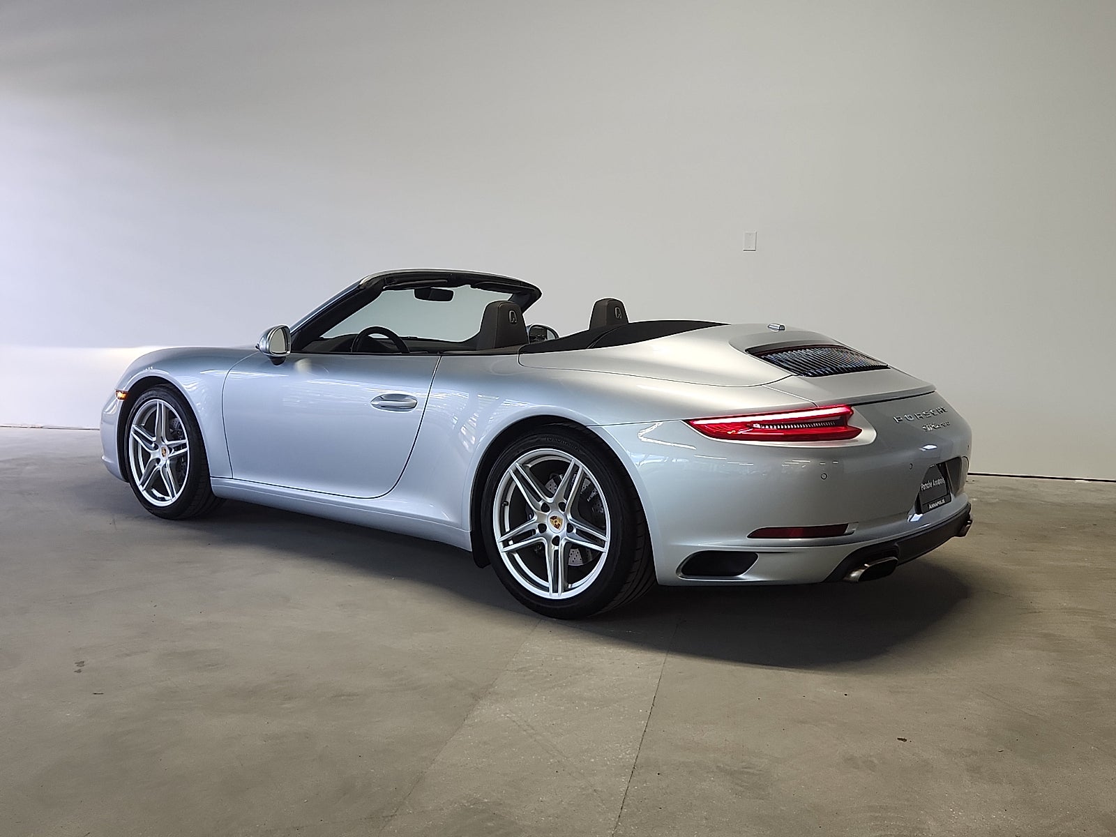 2017 Porsche 911 Carrera