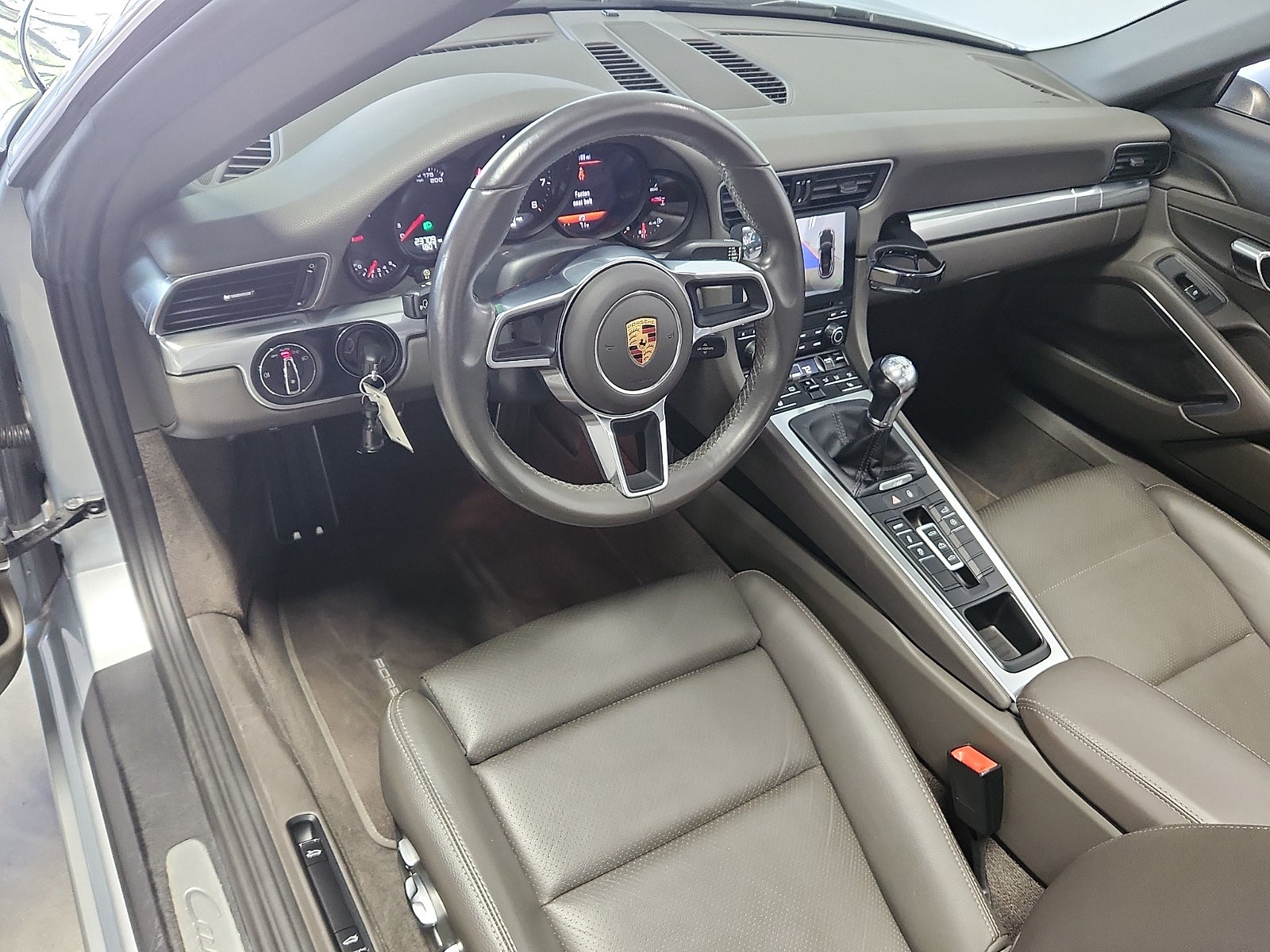 2017 Porsche 911 Carrera
