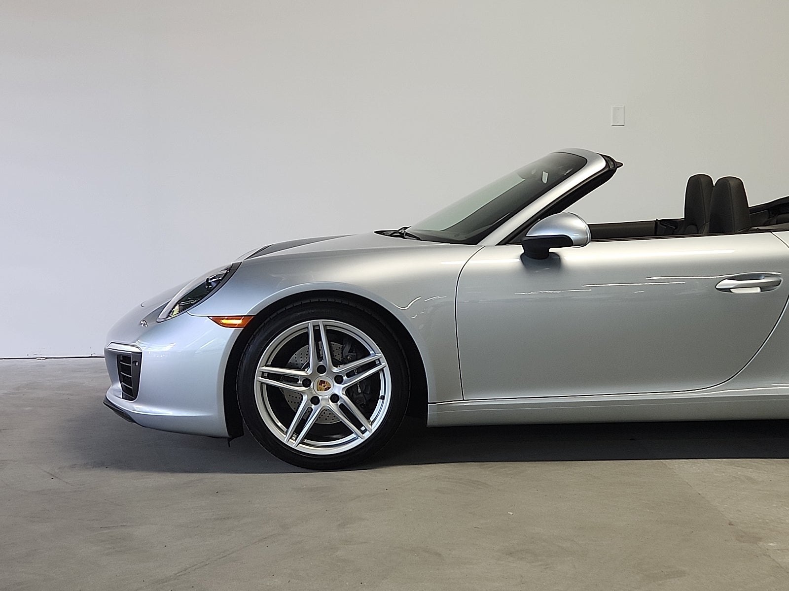 2017 Porsche 911 Carrera