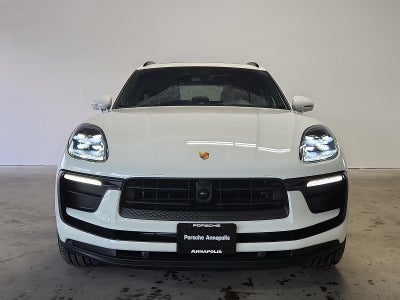 2026 Porsche Macan AWD