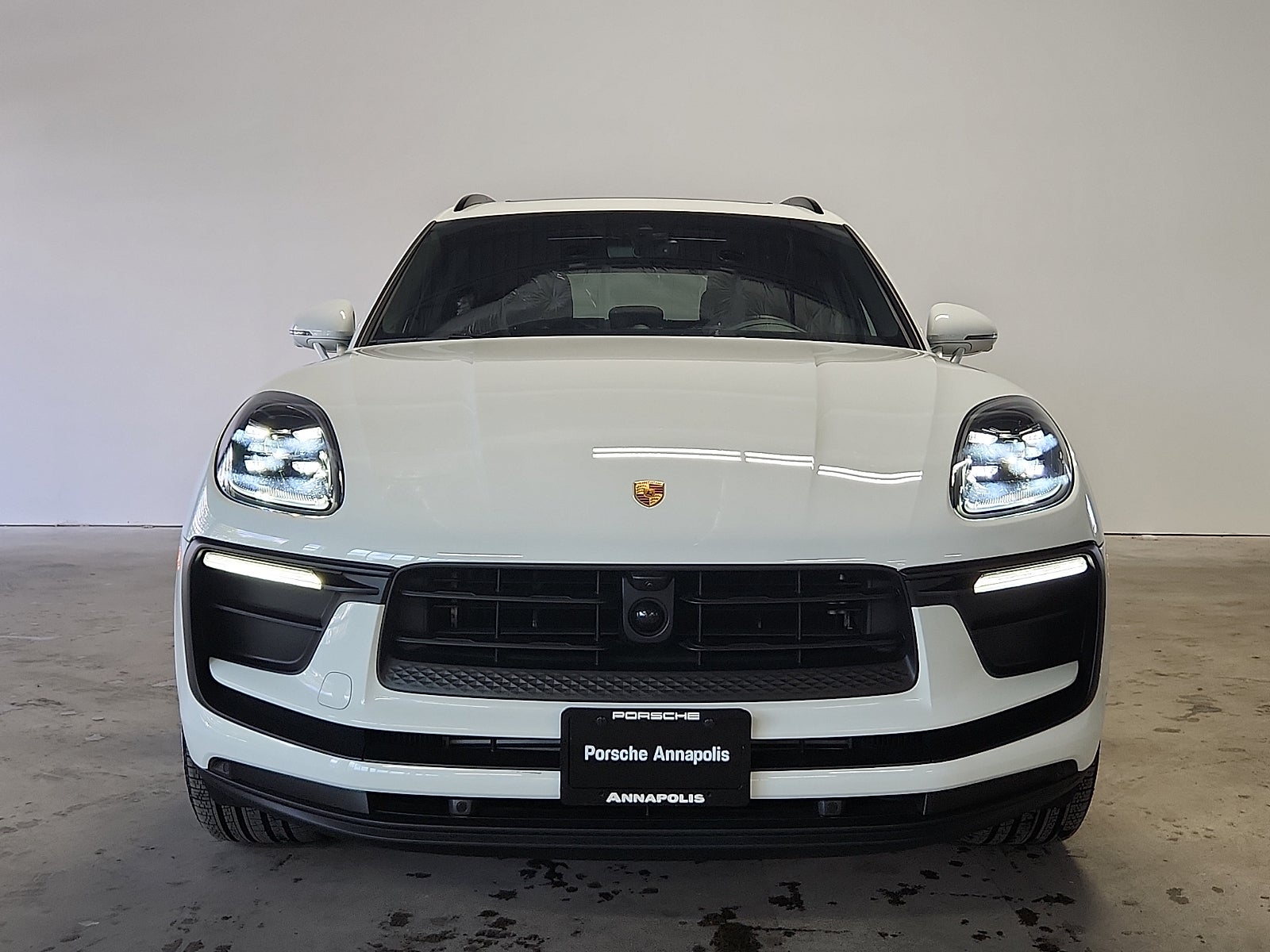 2026 Porsche Macan AWD