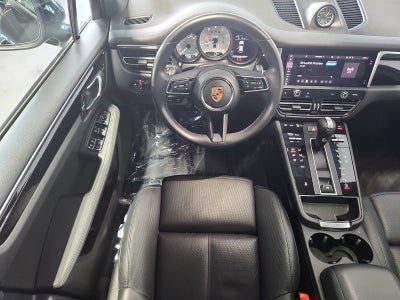 2023 Porsche Macan T