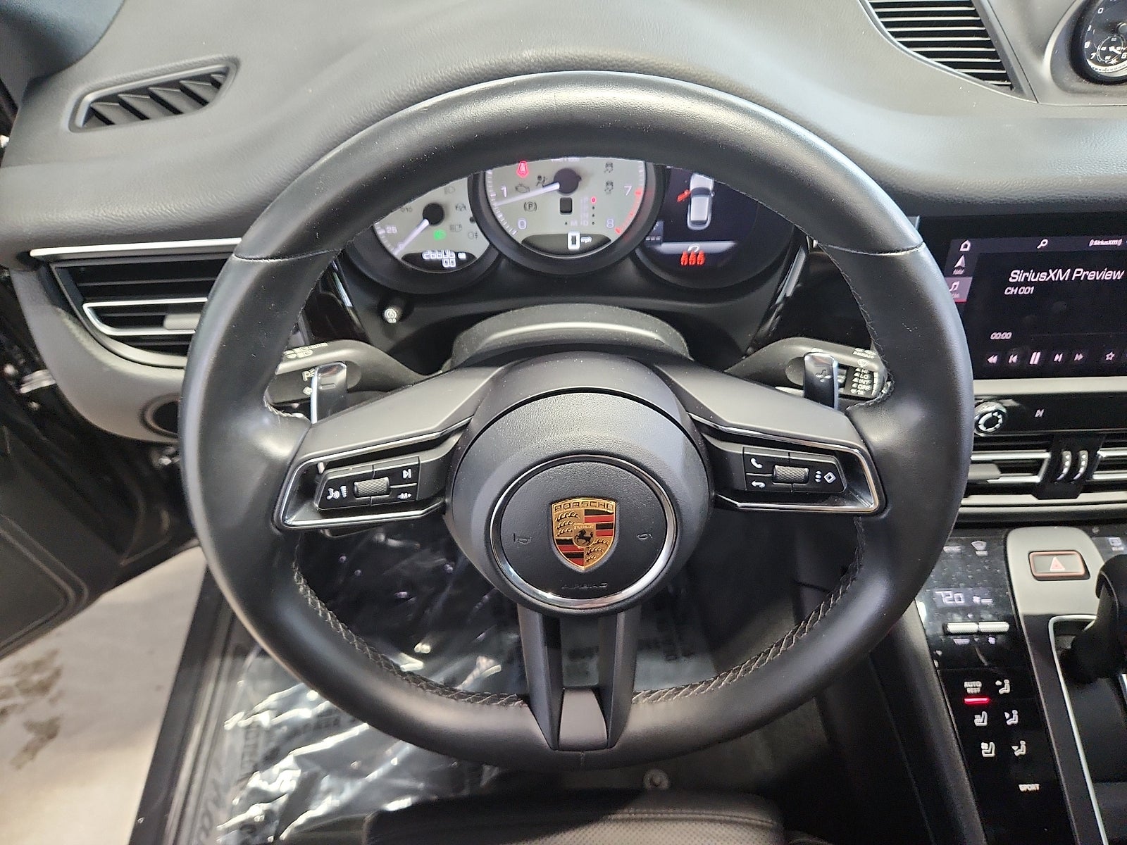 2023 Porsche Macan T