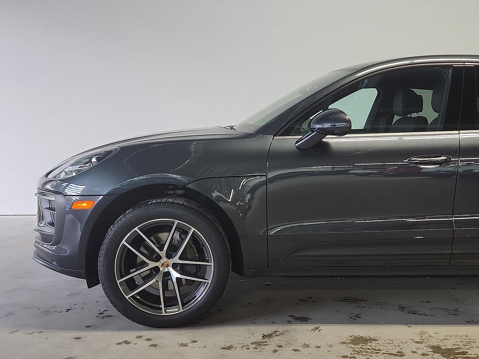 2023 Porsche Macan T