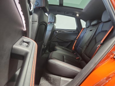 2023 Porsche Macan AWD