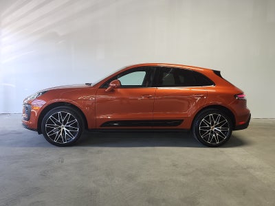 2023 Porsche Macan AWD