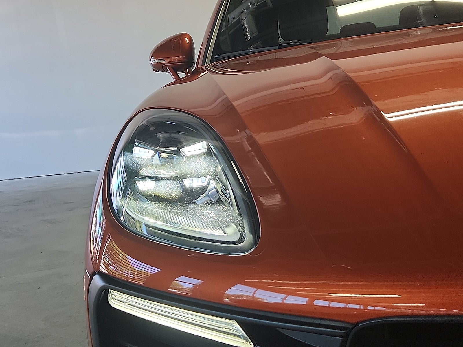 2023 Porsche Macan AWD