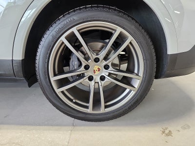 2023 Porsche Cayenne AWD