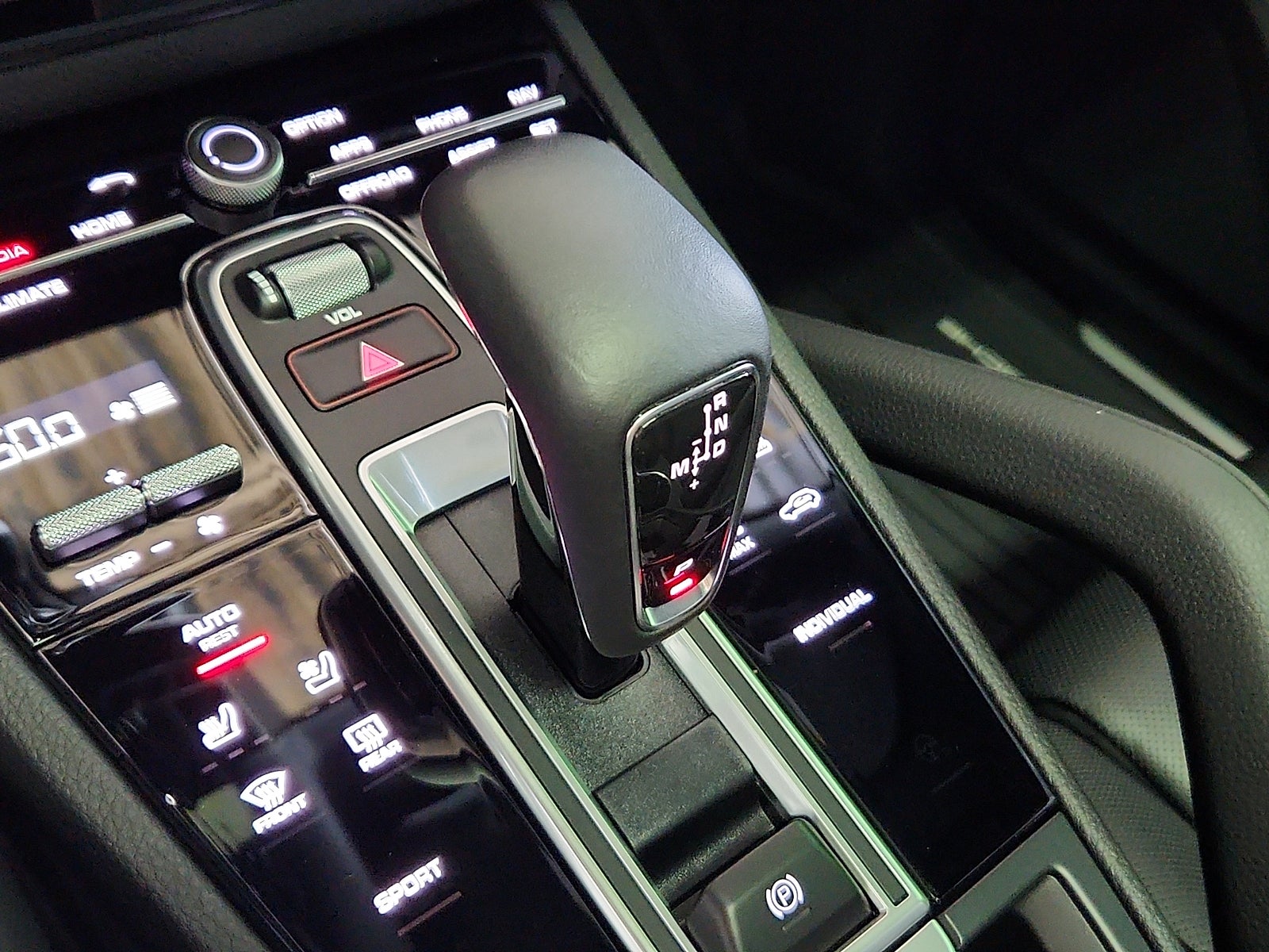 2023 Porsche Cayenne AWD