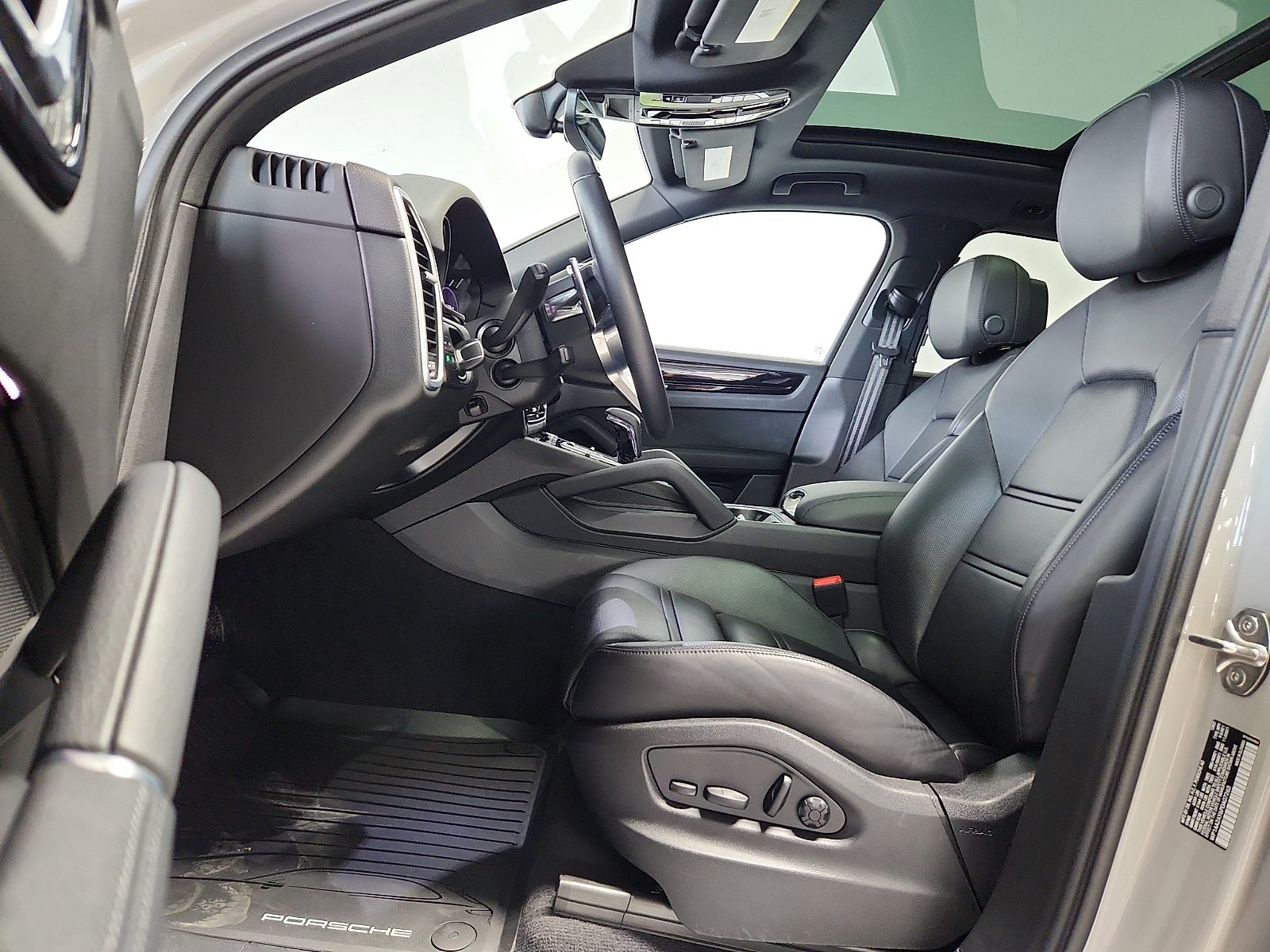 2023 Porsche Cayenne AWD