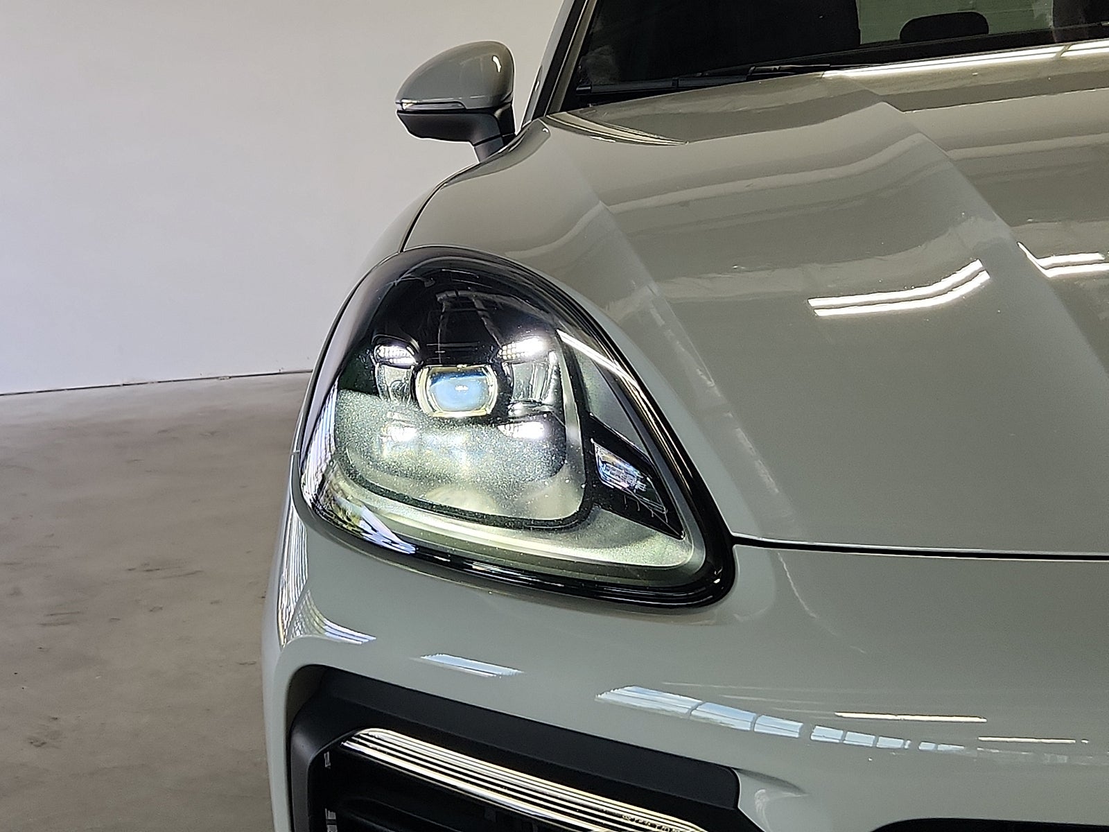 2023 Porsche Cayenne AWD