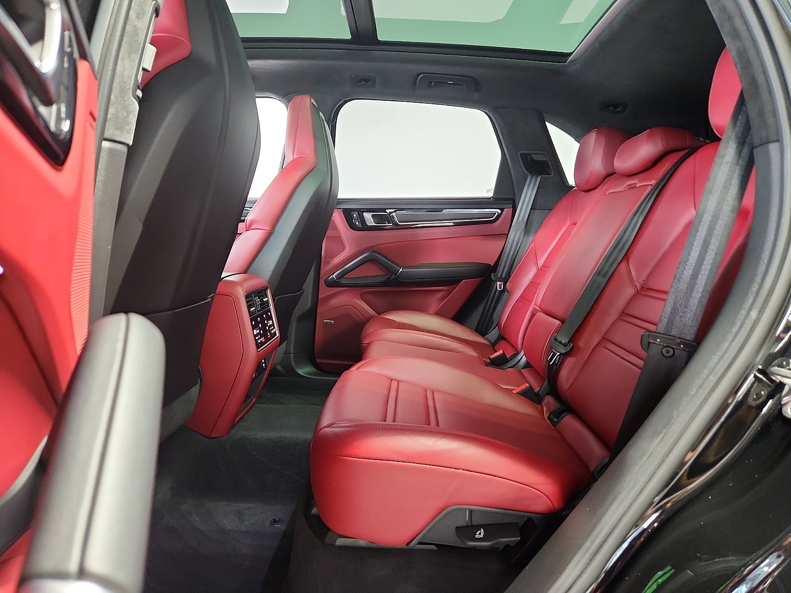 2023 Porsche Cayenne GTS