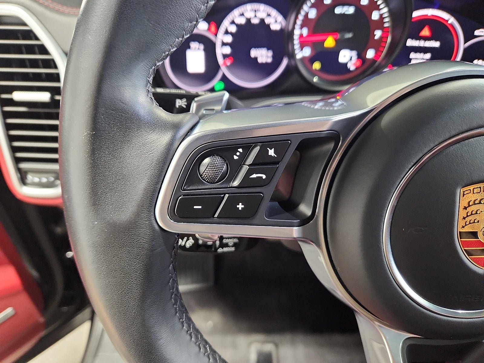 2023 Porsche Cayenne GTS