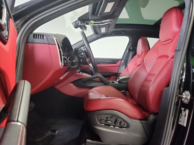 2023 Porsche Cayenne GTS