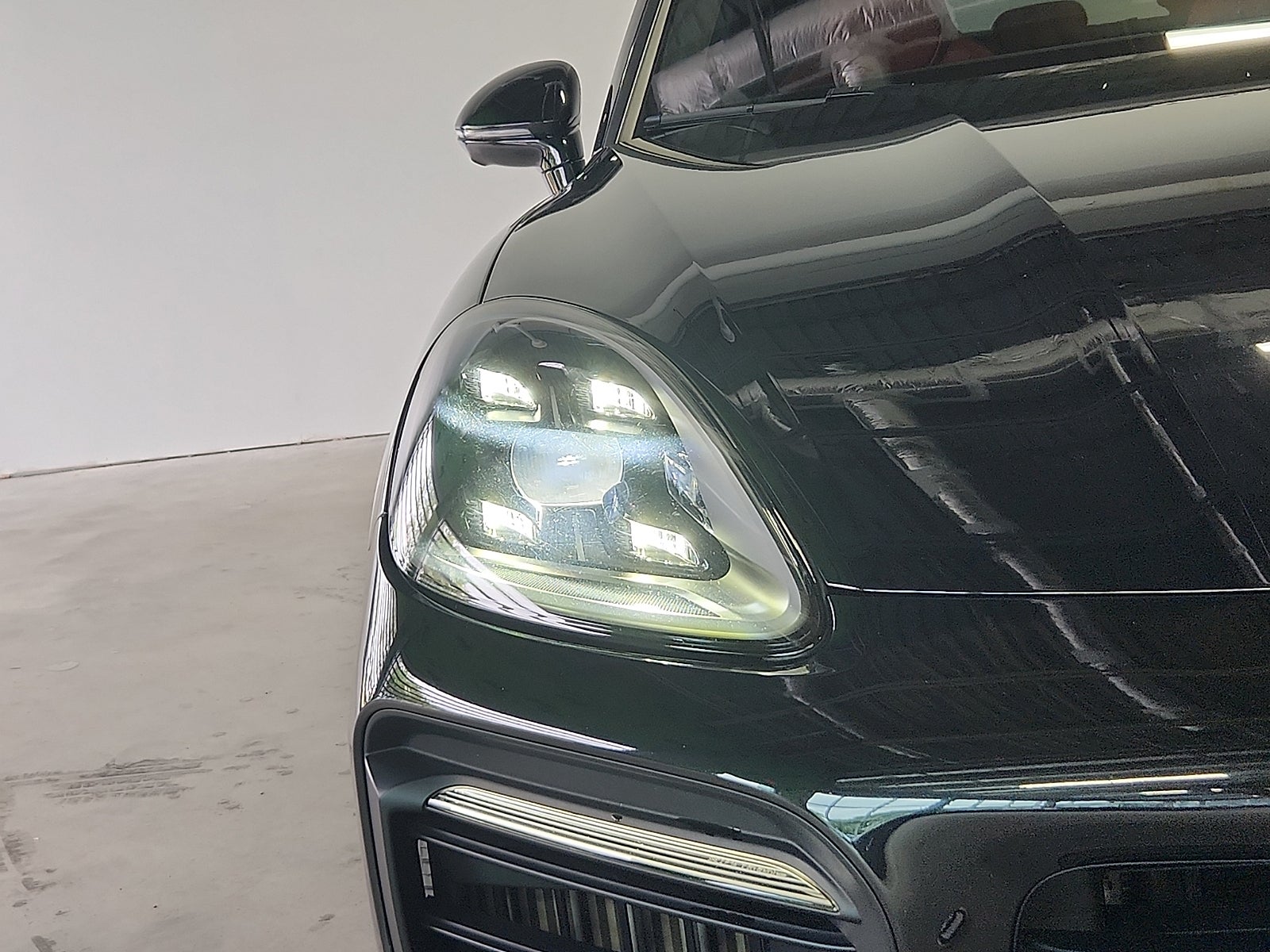 2023 Porsche Cayenne GTS