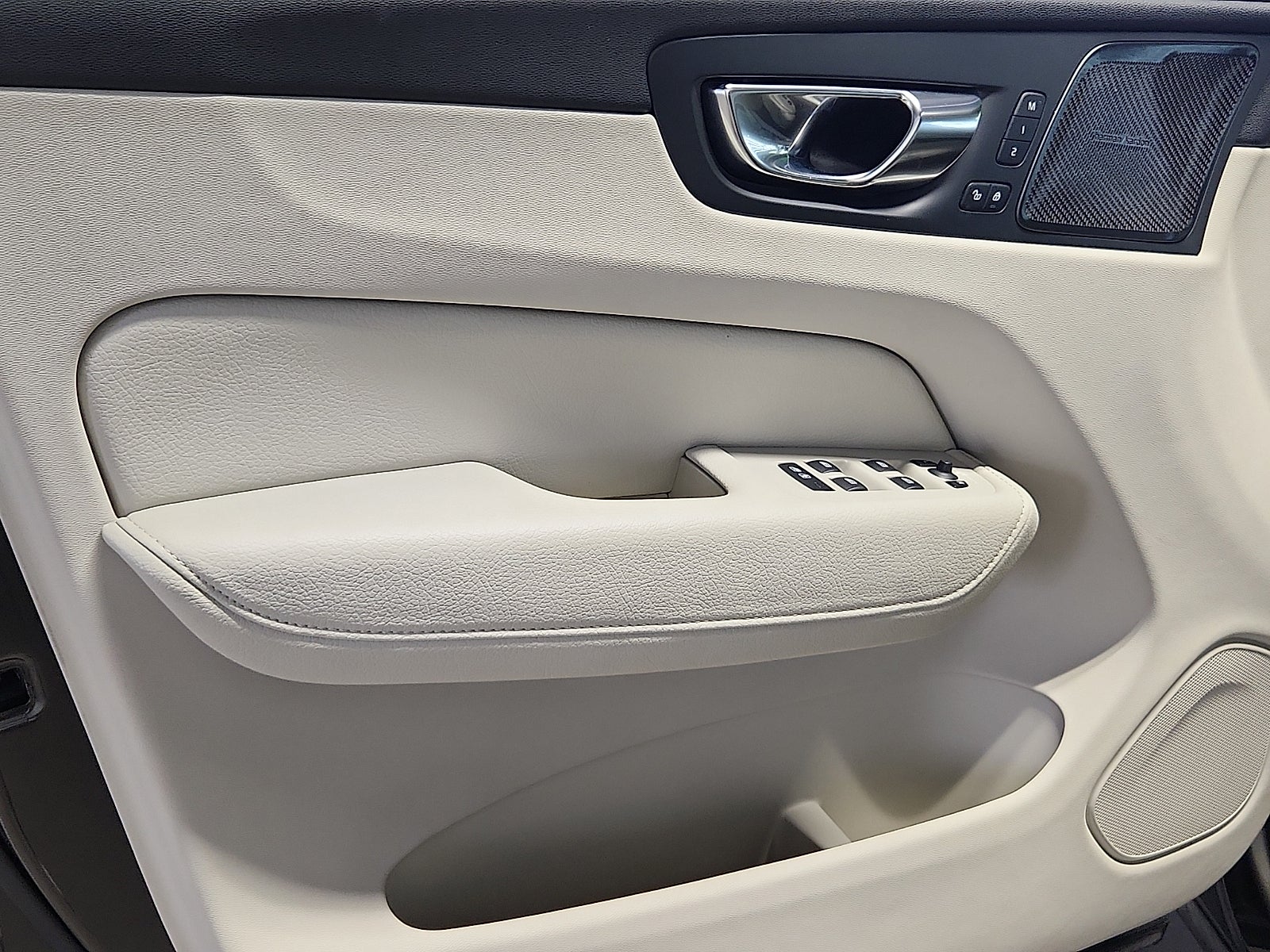 2020 Volvo XC60 T6 Inscription