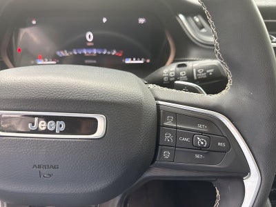 2023 Jeep Grand Cherokee Altitude 4x2
