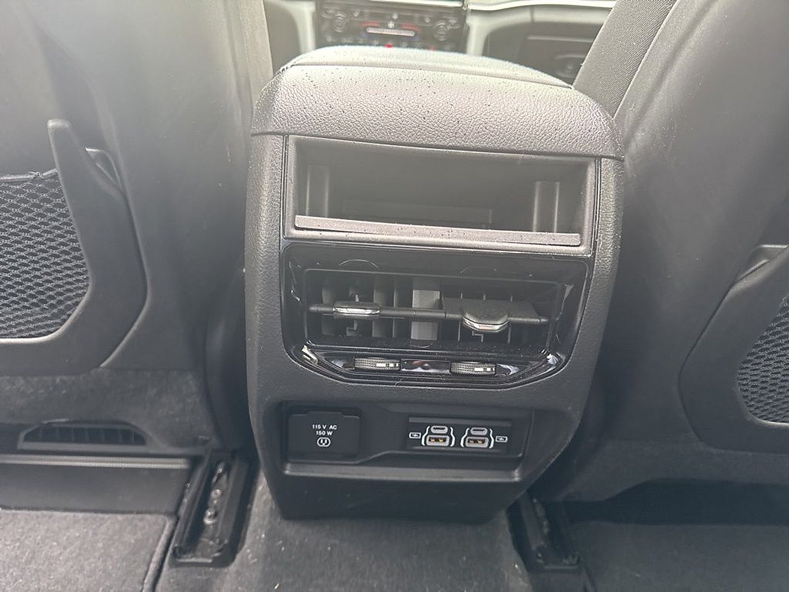 2023 Jeep Grand Cherokee Altitude 4x2