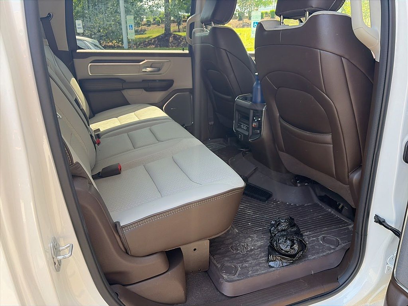 2026 RAM 1500 Laramie Crew Cab 4x4 5'7" Box