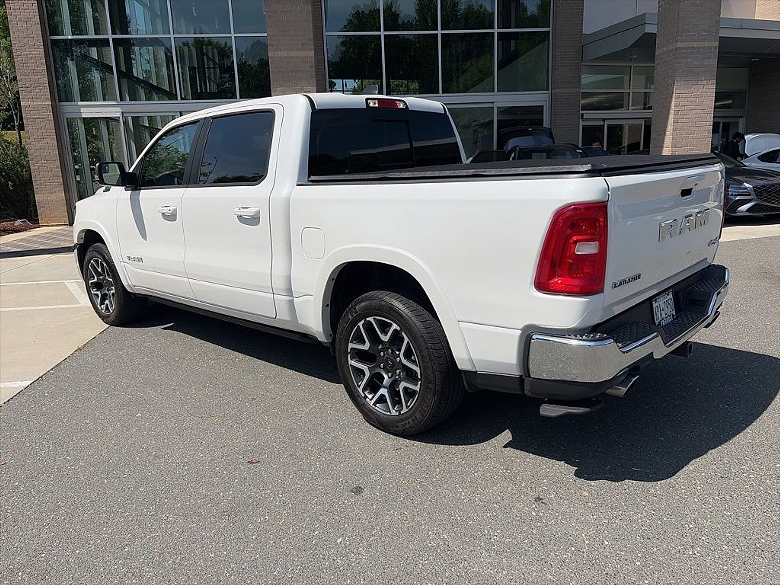 2026 RAM 1500 Laramie Crew Cab 4x4 5'7" Box