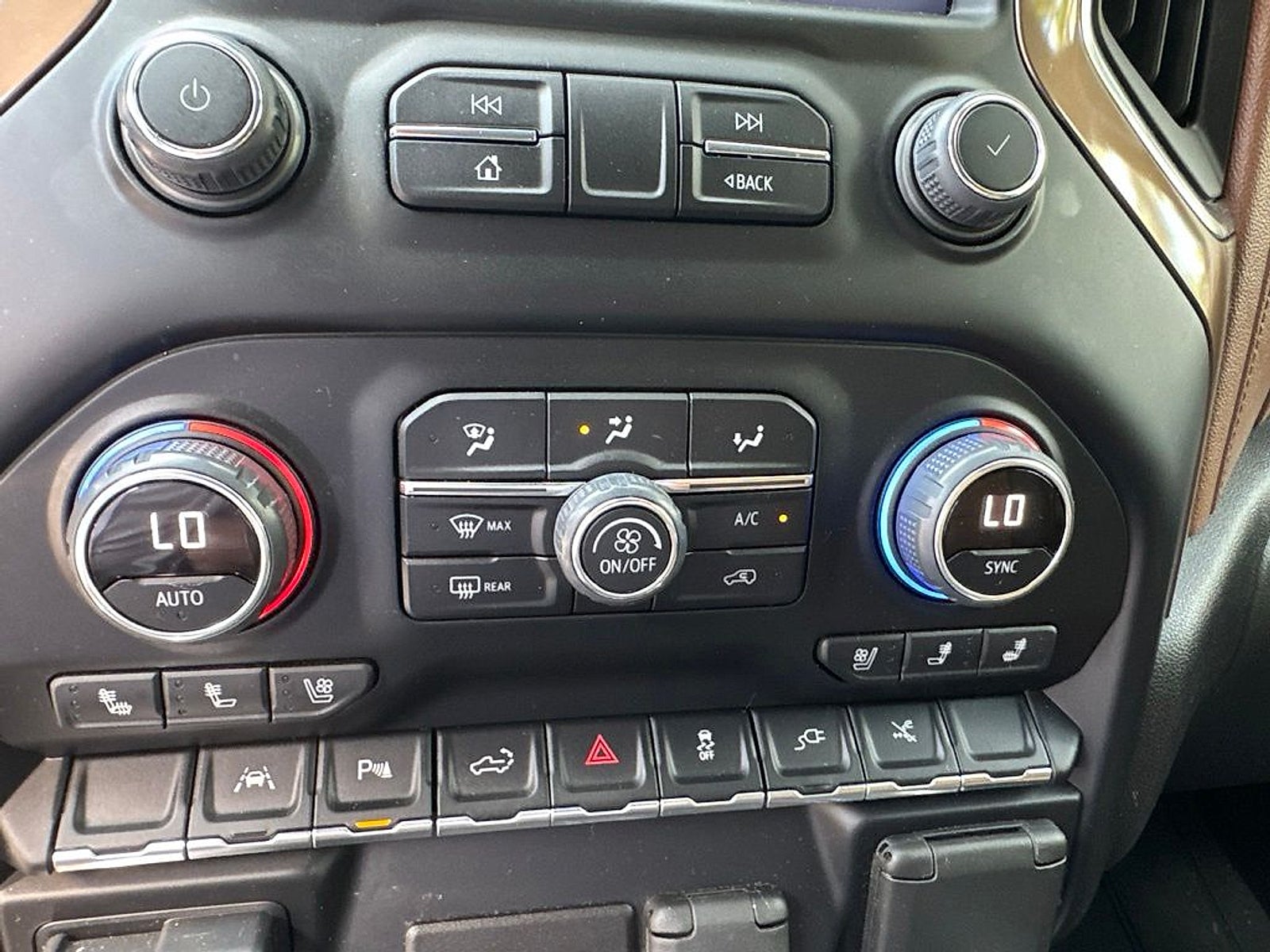 2022 Chevrolet Silverado 1500 LTD 4WD Crew Cab Short Bed High Country