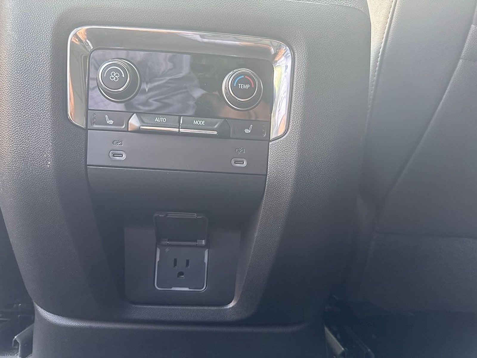 2023 Chevrolet Tahoe 4WD High Country