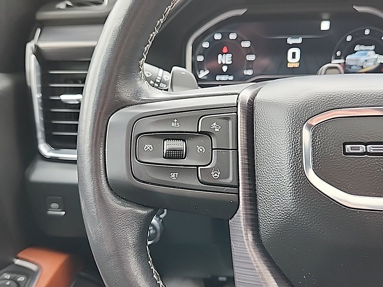 2022 GMC Sierra 1500 4WD Crew Cab Short Box Denali Ultimate