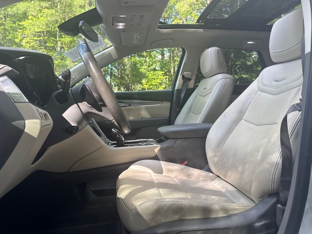 2021 Cadillac XT5 FWD Premium Luxury