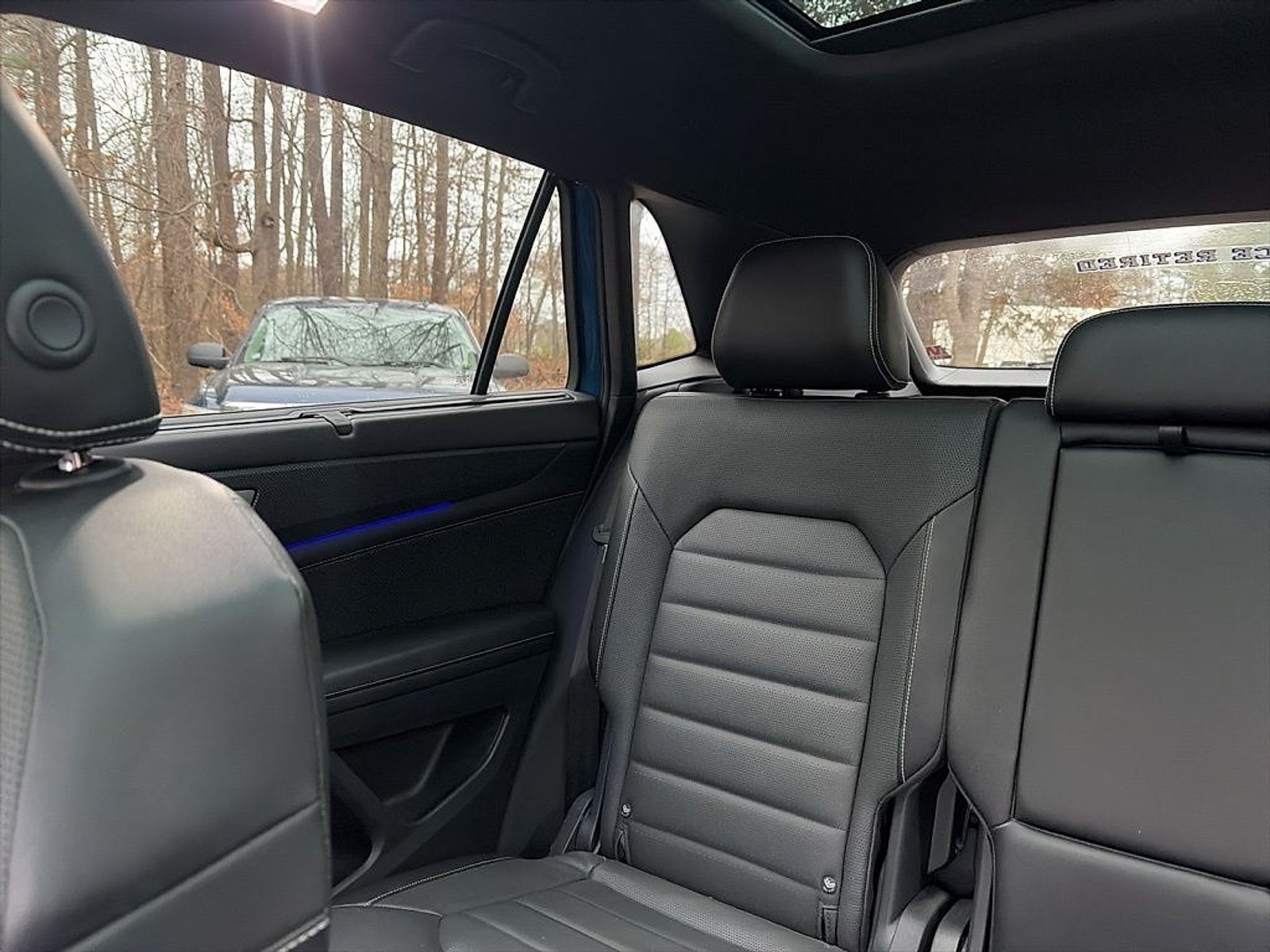 2024 Volkswagen Atlas Cross Sport 2.0T SEL R-Line