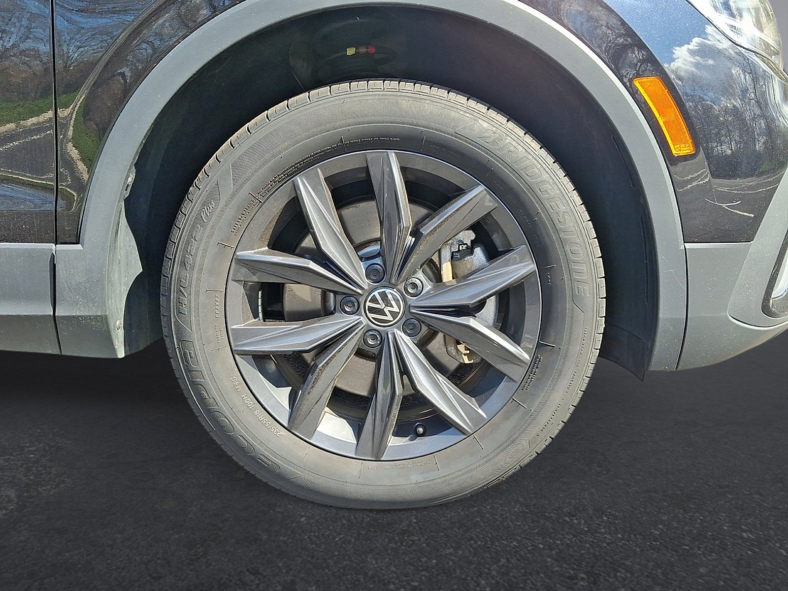 2024 Volkswagen Tiguan 2.0T SE