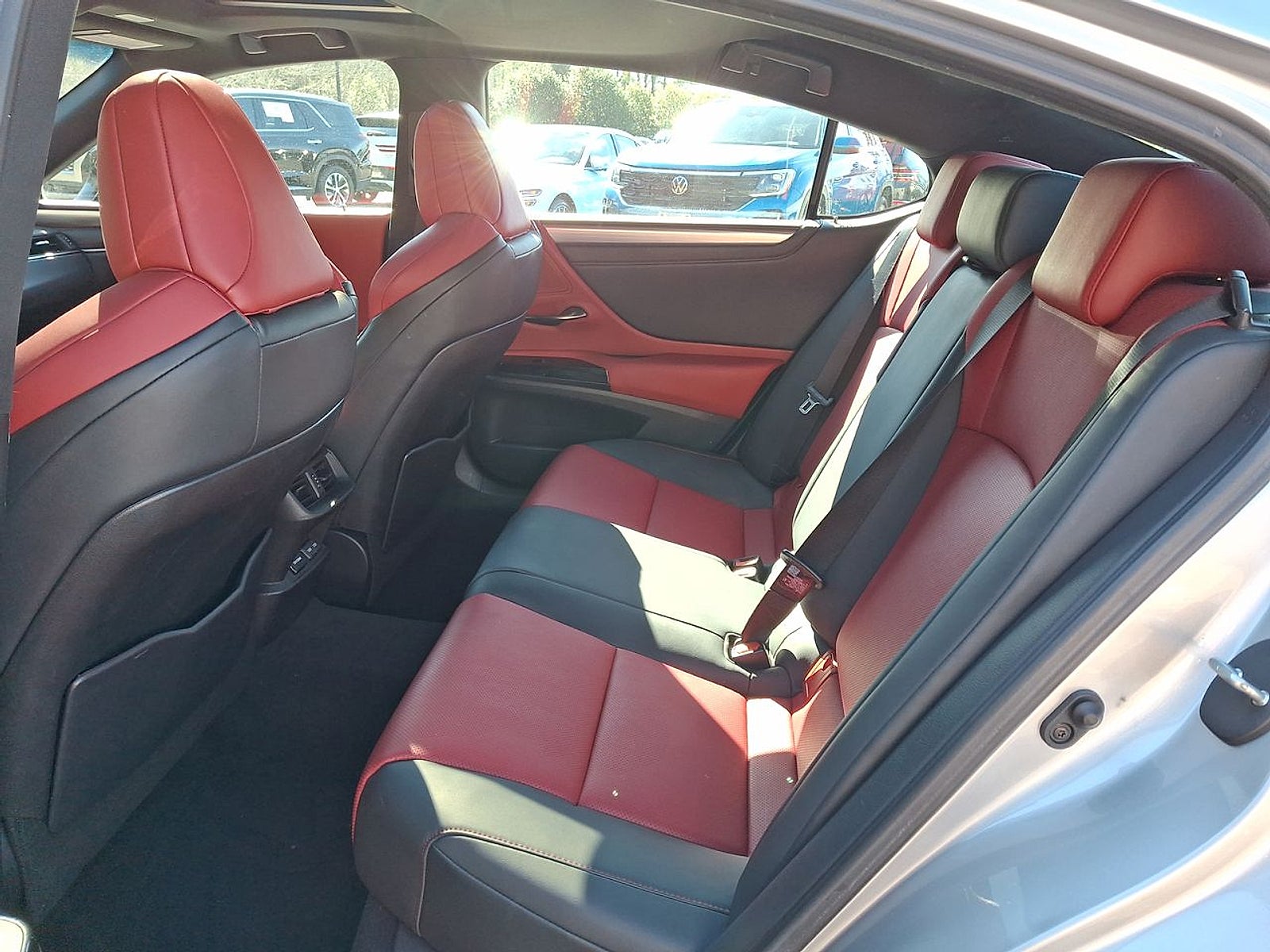 2023 Lexus ES 350 F SPORT Handling