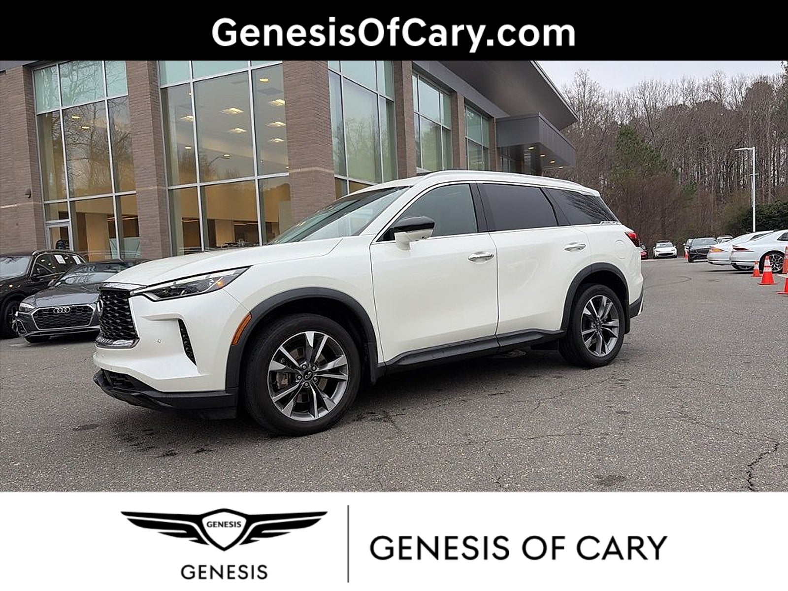 2023 INFINITI QX60 LUXE AWD