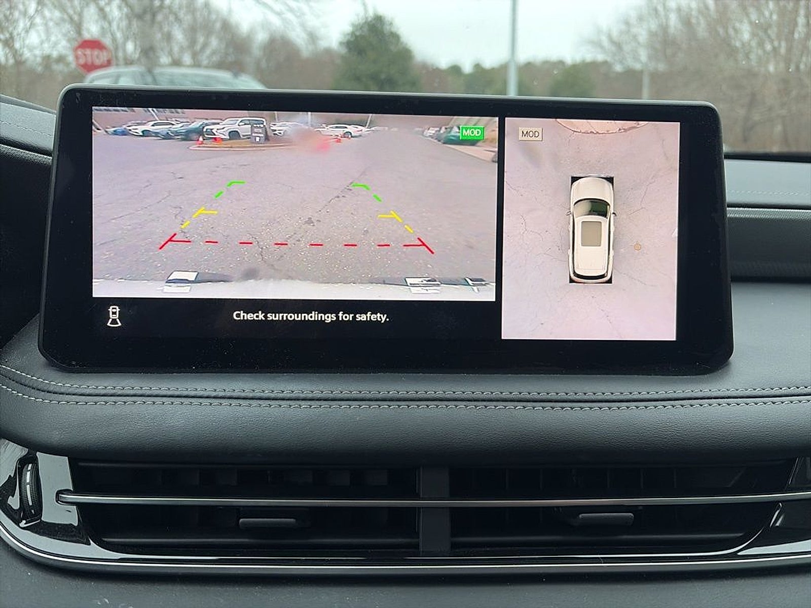 2023 INFINITI QX60 LUXE AWD