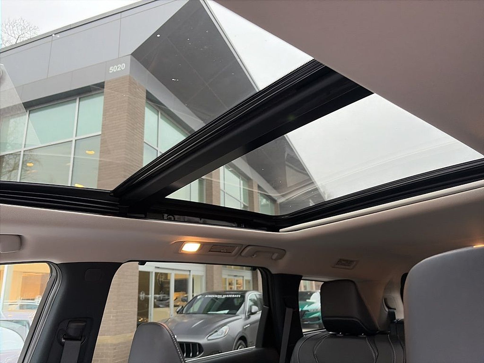 2023 INFINITI QX60 LUXE AWD