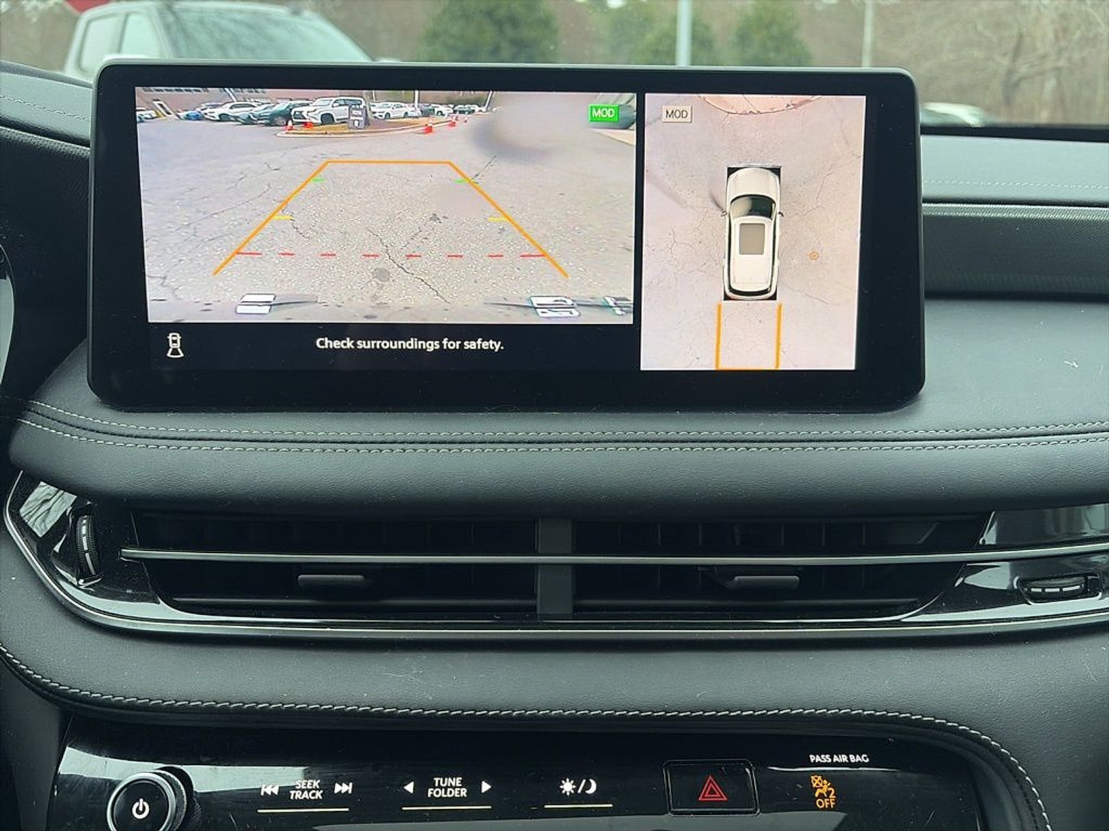 2023 INFINITI QX60 LUXE AWD