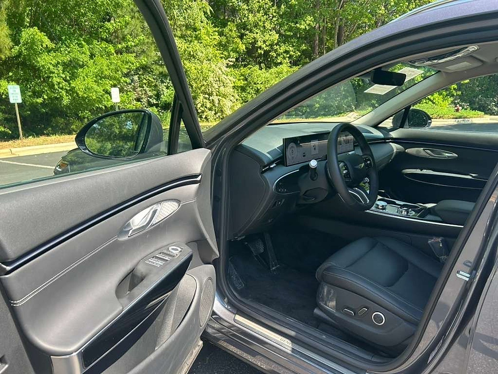 2026 Genesis GV70 2.5T