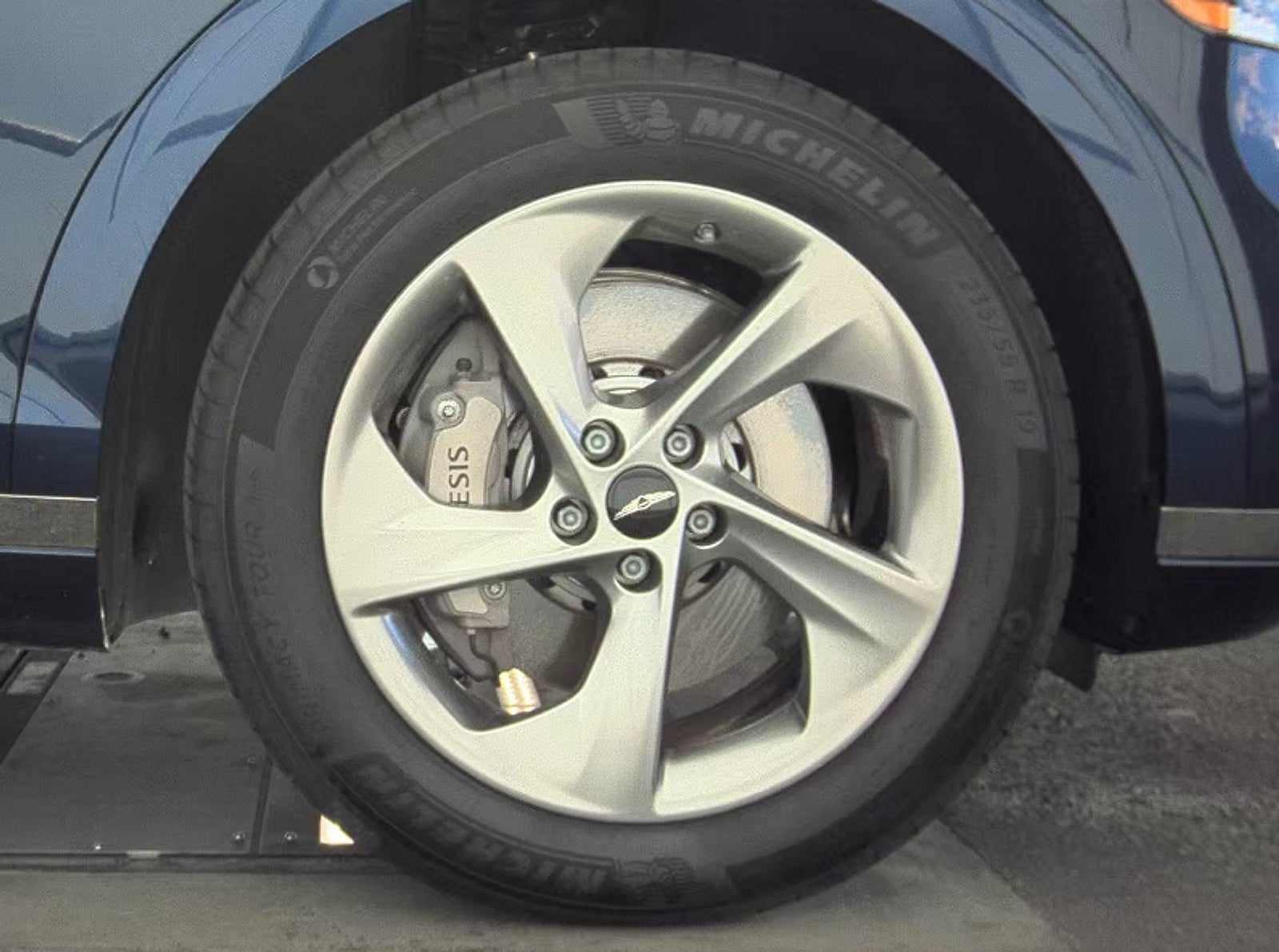 2026 Genesis GV70 2.5T Select