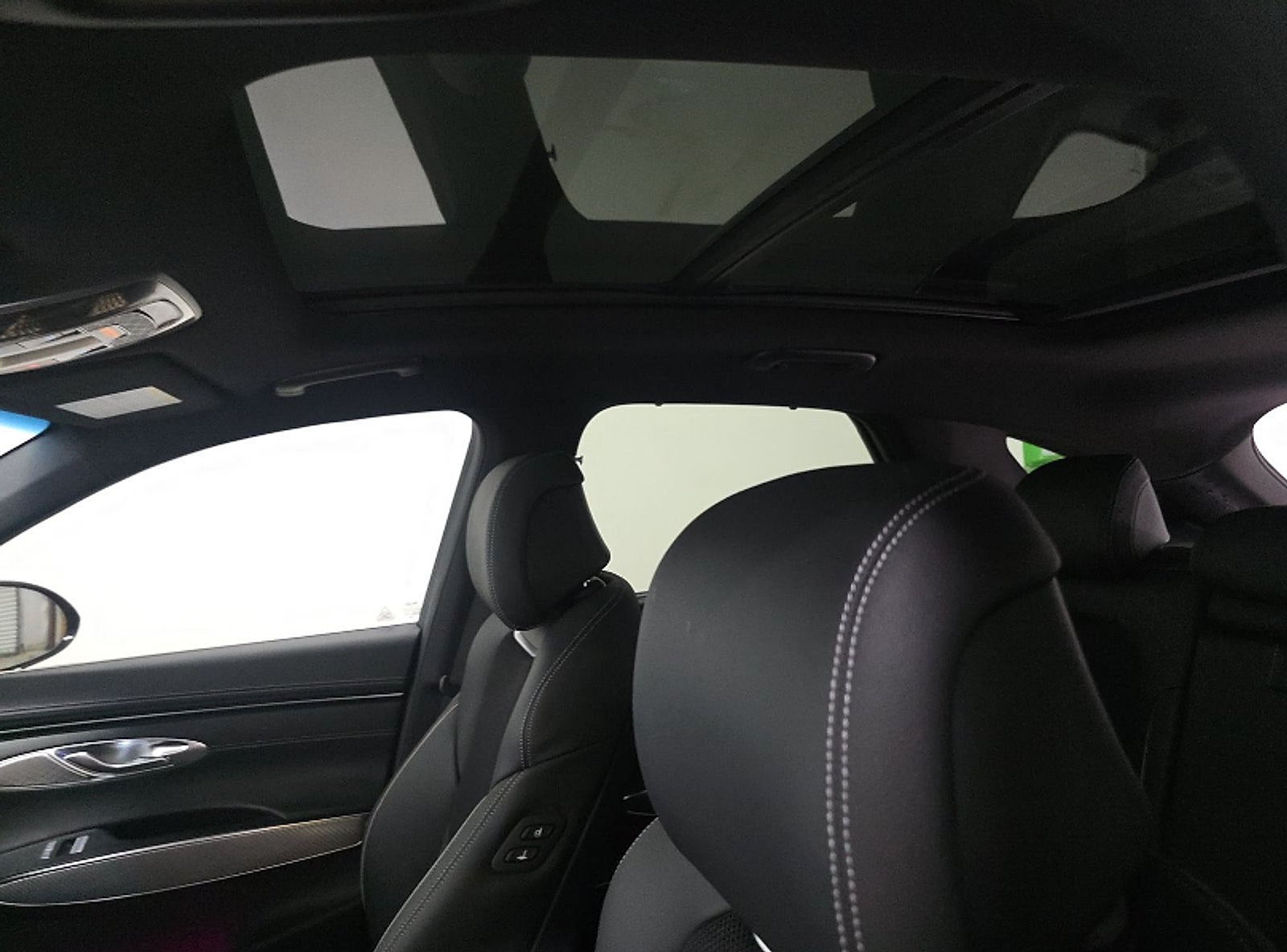 2025 Genesis GV70 2.5T AWD