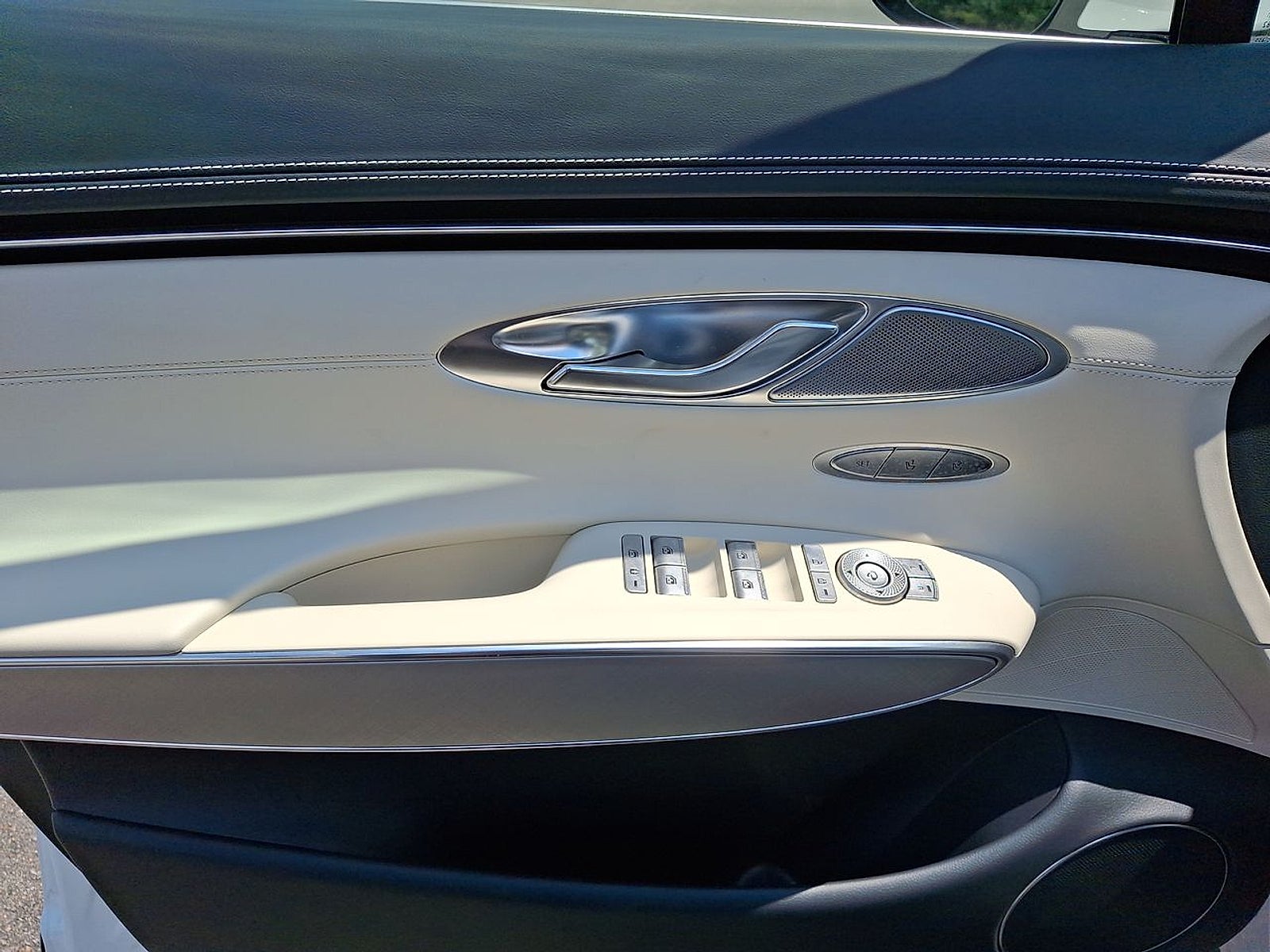 2025 Genesis Electrified GV70 Advanced AWD