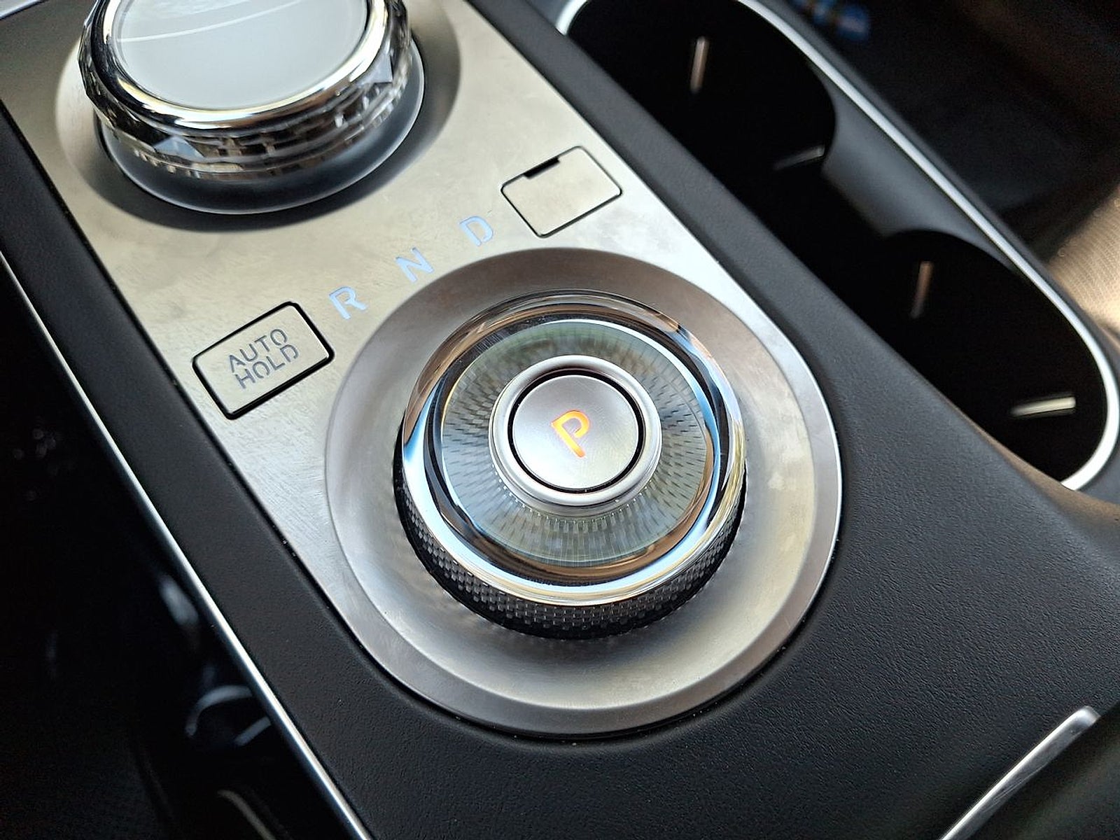 2025 Genesis Electrified GV70 Advanced AWD