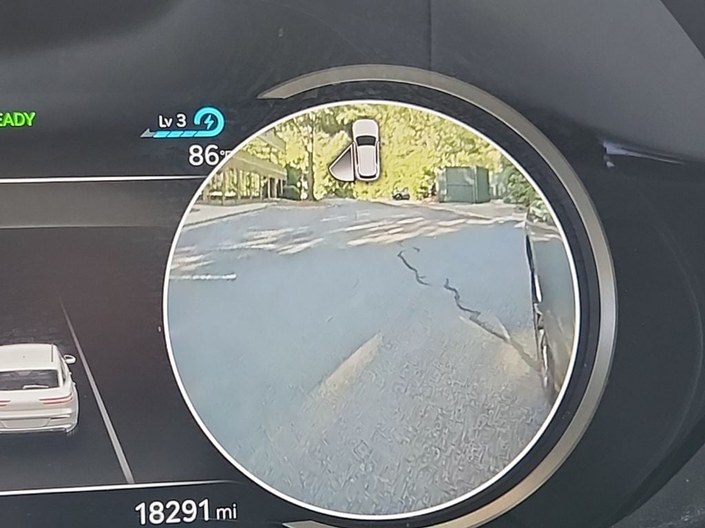 2023 Genesis Electrified GV70 Advanced AWD