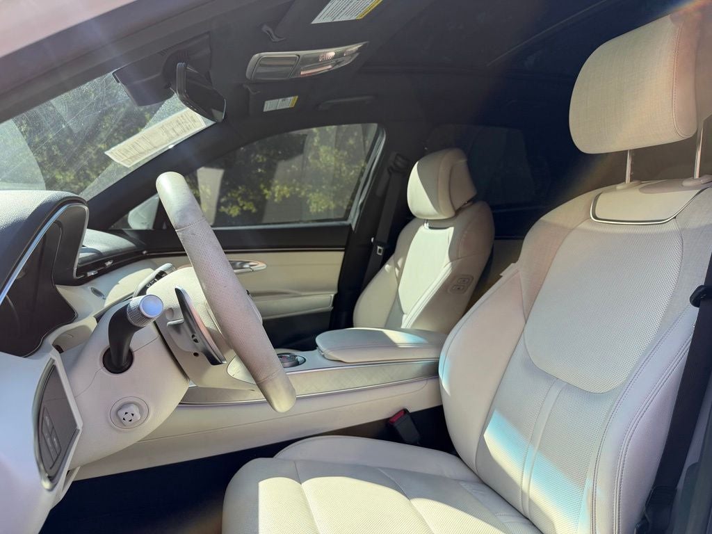 2025 Genesis Electrified GV70 Advanced AWD