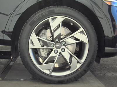 2025 Genesis Electrified GV70 Advanced AWD