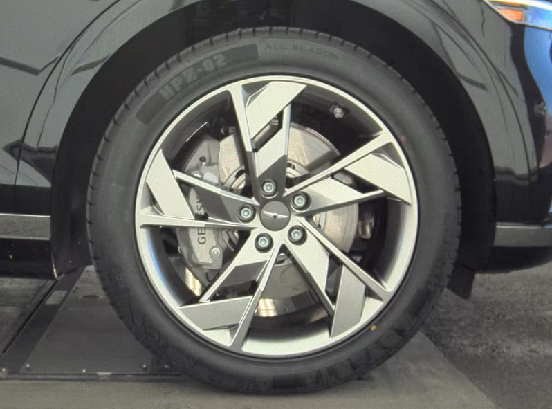 2025 Genesis Electrified GV70 Advanced AWD