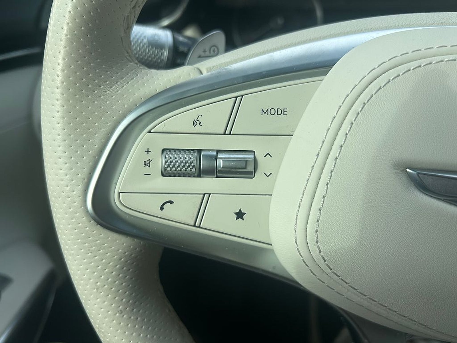 2024 Genesis Electrified GV70 Advanced AWD